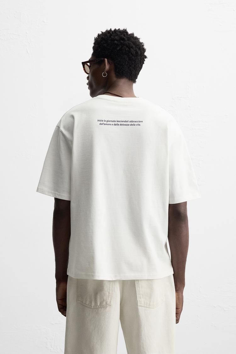 T shirt zara.