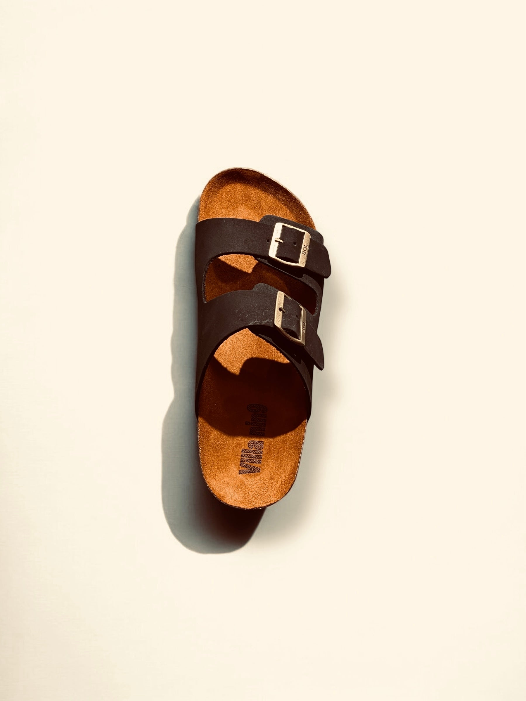 Black slipper villa nin9