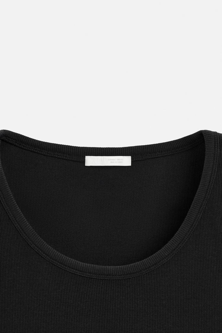 Tank top zara.