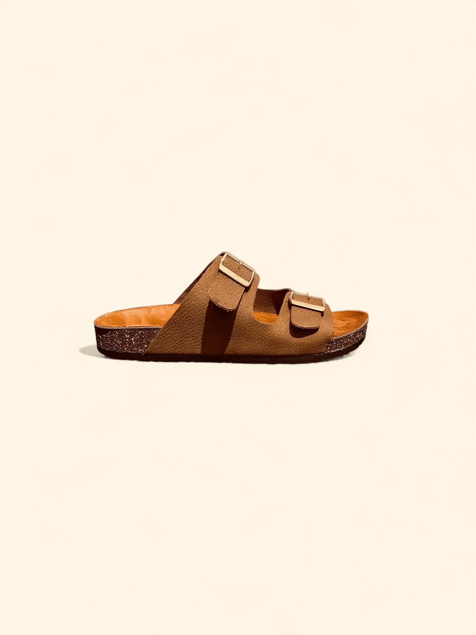 Brown slipper villa nin9