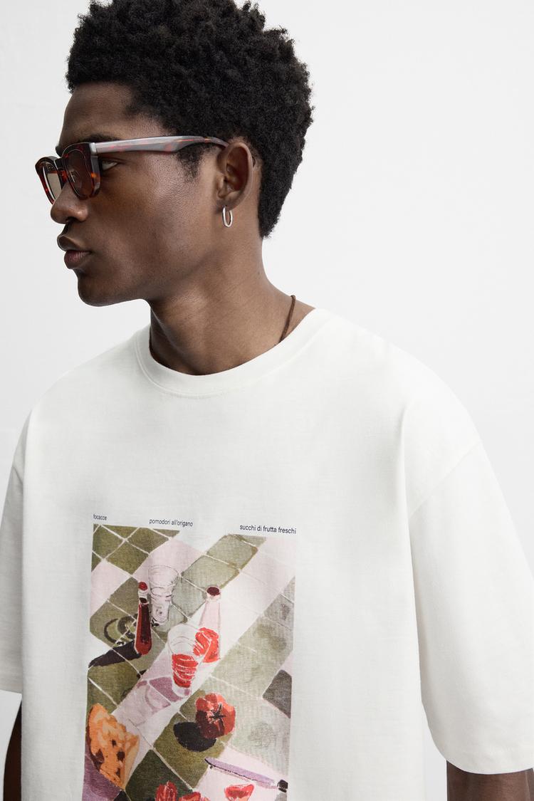 T shirt zara.