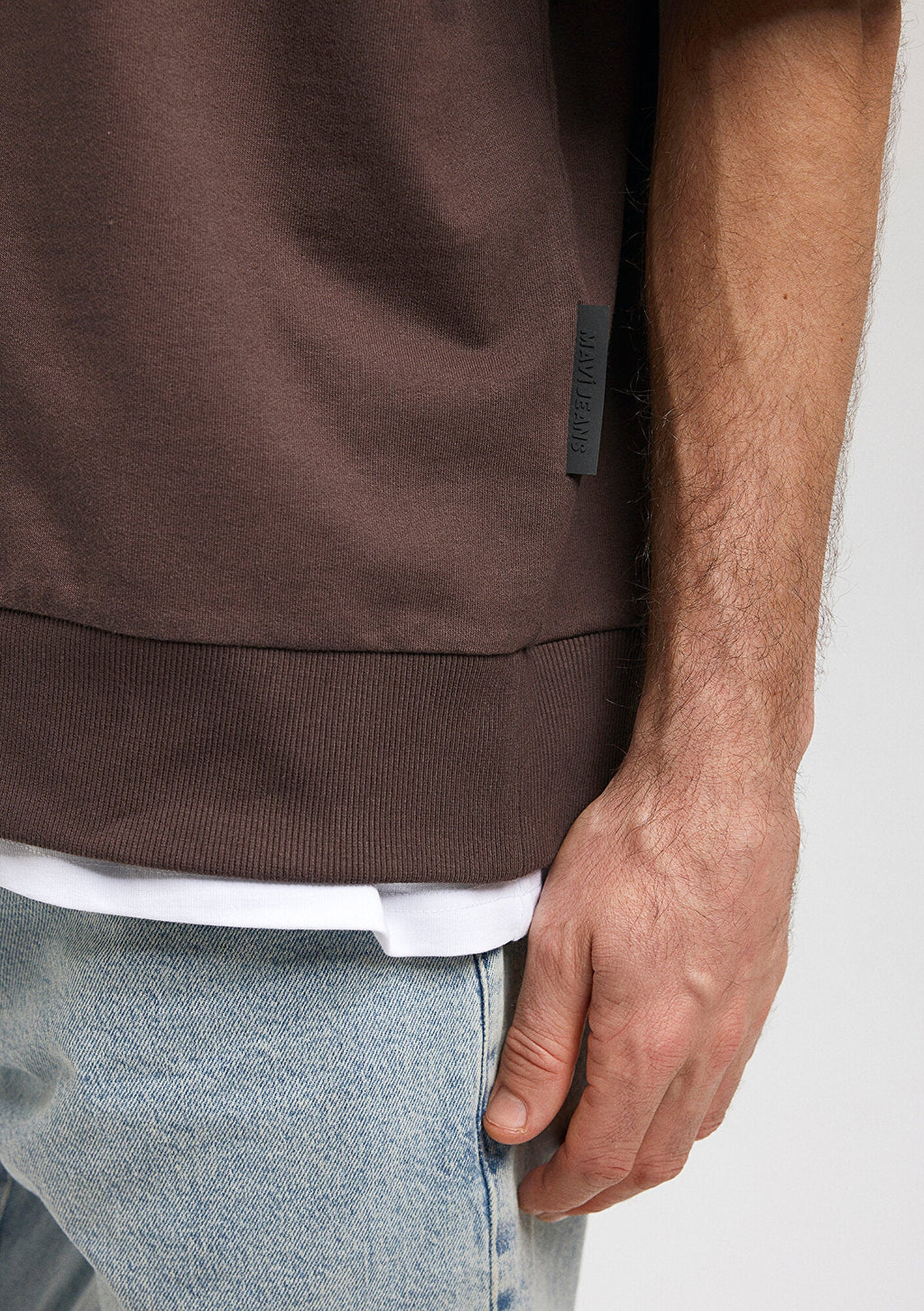T shirt Mavi.
